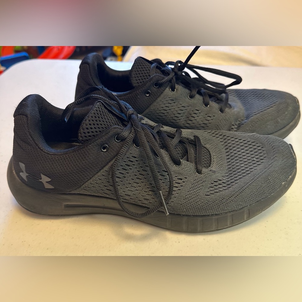 Under Armour all Black Athletic Shoes